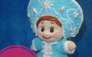 Подборка схем и описаний для вязания крючком снегурочки