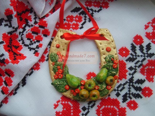 Подкова из соленого теста: мастер класс своими руками с фото