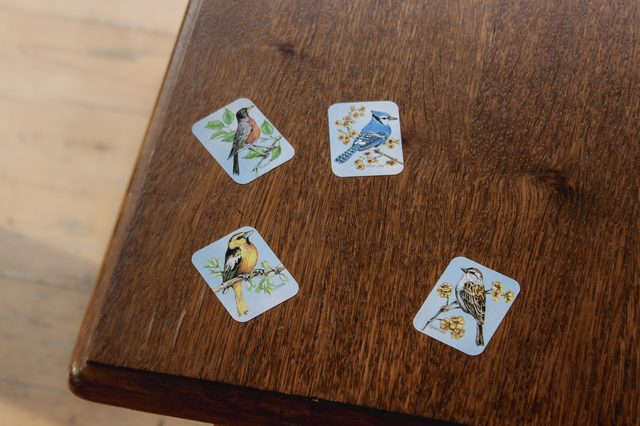 Несколько наклеек на полировке